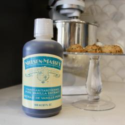 Nielsen-Massey Tahitian Vanilla Extract -  944 ml (32 oz)