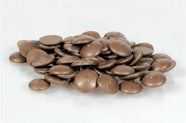 Guittard Milk Chocolate a'peels Coating Chocolate - 25 lbs 600