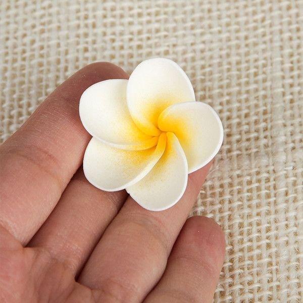Plumerias Full Bloom - White with Yellow Centre 600