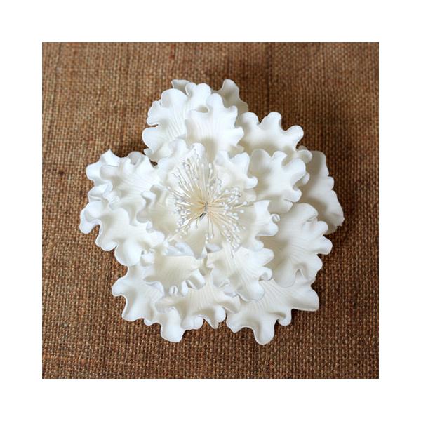 Peony Gumpaste Flower White - 4.5\". Includes 3.