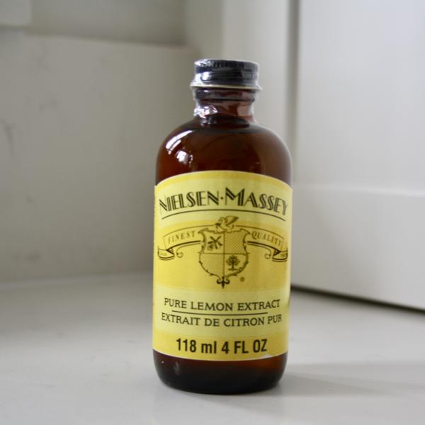 Nielsen Massey Lemon Extract - 4 oz 600