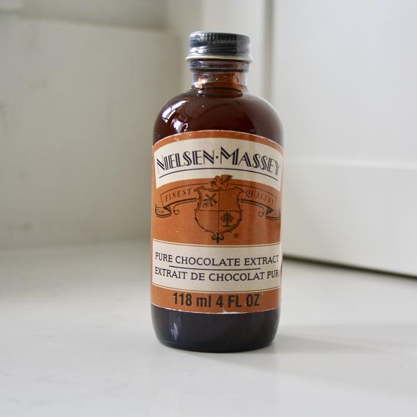Nielsen Massey Chocolate Extract - 4 oz 600