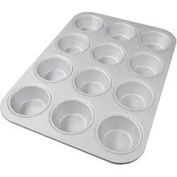 Cupcake / Muffin Pan - 12 Cups by Fat Daddio's