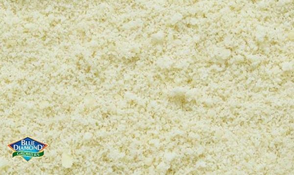 SHORT DATE Extra Fine Blanched Almond Flour by Blue Diamond - 25 lbs 600