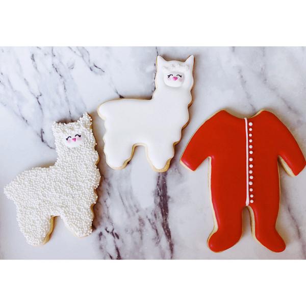 Cute Llama Cookie Cutter 4" x 3 1/4" 600