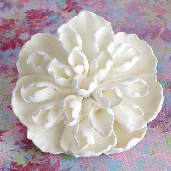 Heirloom Peony - White - Box of 3 600