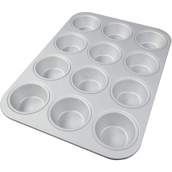 Cupcake / Muffin Pan - 12 Cups by Fat Daddio\'s