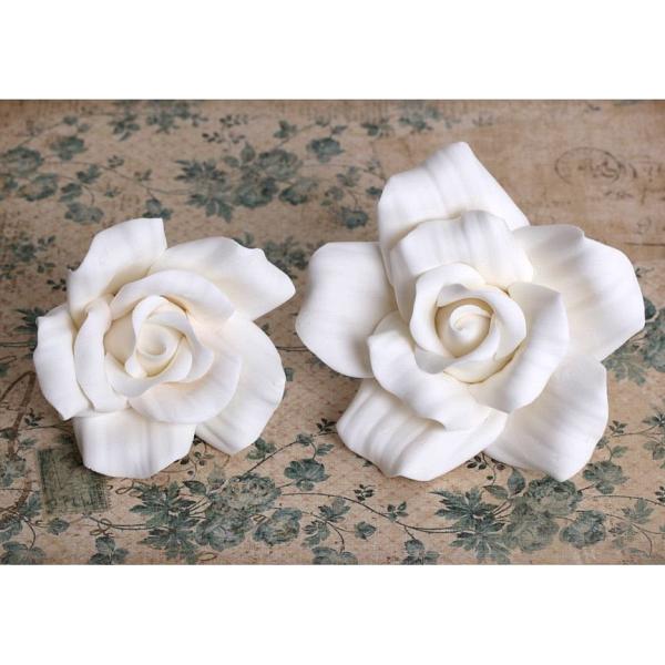 Giant White Rose 600